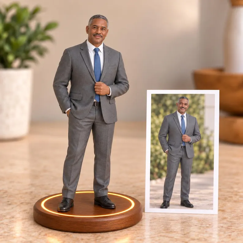 Realistic resin figurines customized from photos, personalized as family or couple portraits, or pet statuesâideal as wedding anniversary gifts, family memorials, or custom pet keepsakes.